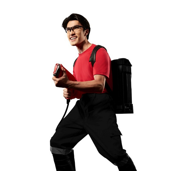 GQ EASY เสื้อยืดคอกลม สีแดง