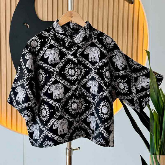 KORU เสื้อครอป ลายช้าง VIP