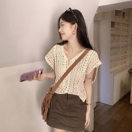Forever25-B745-เสื้อผ้าถักครอปสั้นคอวี