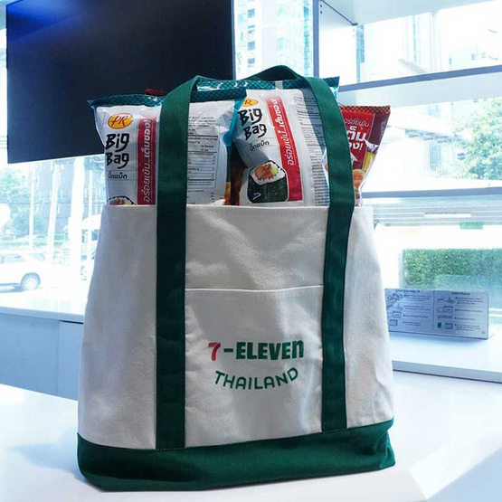 กระเป๋าผ้าแคนวาส Collection 7-Eleven ขนาดใหญ่ สีเขียว
