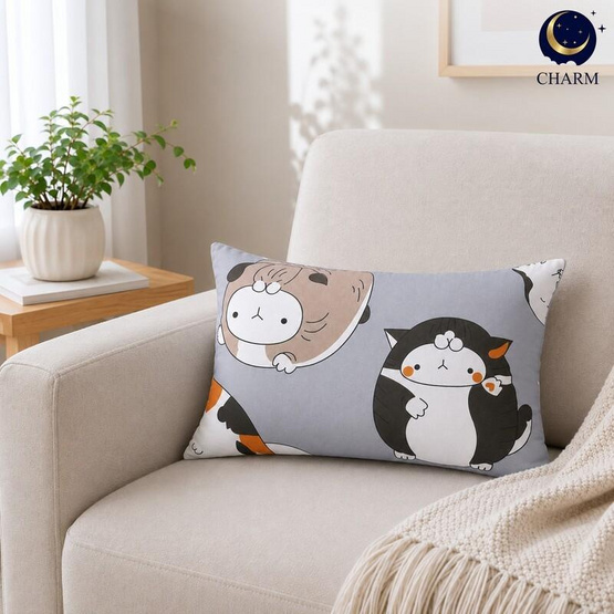 Charm หมอนอิงยาว ลาย Chubby Cats 35x50 ซม.