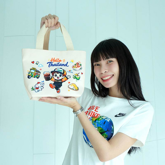 CP ALL กระเป๋าสะพายขนาดเล็ก ลาย Hello Thailand