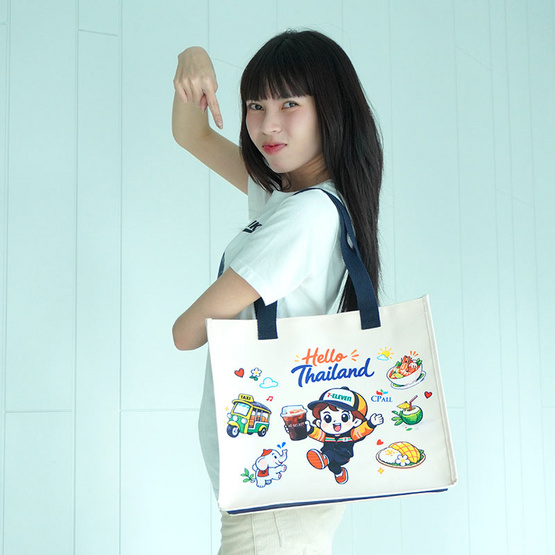CP ALL กระเป๋าสะพายขนาดใหญ่ ลาย Hello Thailand