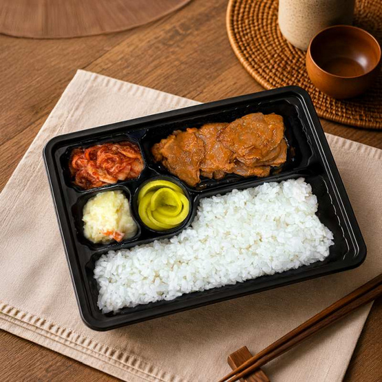 ข้าวหมูเกาหลี (ตรา อีซี่โก บาย แฮปปี้เชฟ) 300 กรัม