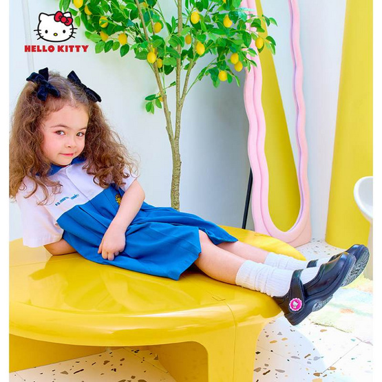 Hello Kitty รองเท้านักเรียน แบบตีนตุ๊กแก รุ่น KLT-542