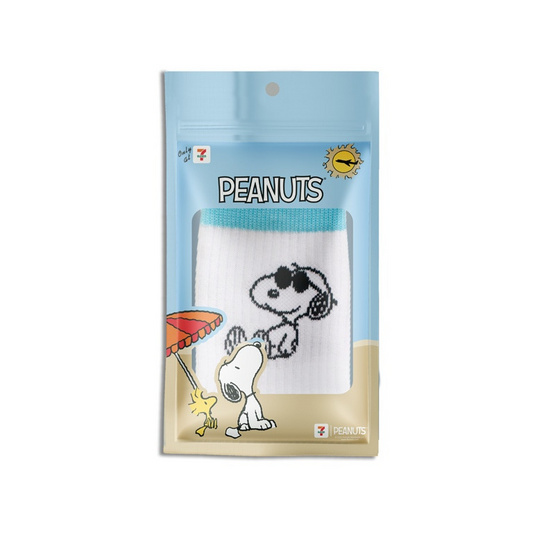 ถุงเท้าแฟชั่นลาย Snoopy แพ็ก 4 ชิ้น