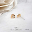 ValueJewelry ต่างหูแป้น ประดับคริสตัลแท้ เม็ดกลม ล้อมลายสาน ขนาดเล็ก ER1044