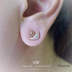 ValueJewelry ต่างหูแป้น ฝังคริสตัลละเอียด ลายหงส์ Swan ขนาดเล็ก ER0203