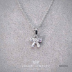 ValueJewelry สร้อยคอพร้อมจี้ ประดับคริสตัลแท้ ลายโบ ขนาดเล็ก NK021