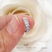 ValueJewelry ต่างหูห่วง ฝังคริสตัลแท้เพชรกลม ขนาดพอเหมาะ ER8021