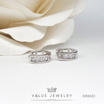 ValueJewelry ต่างหูห่วง ฝังคริสตัลเพชรปริ้นเซสเรียง ขนาดวงเล็ก ER8023