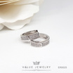 ValueJewelry ต่างหูห่วง ฝังคริสตัลละเอียด 2แถว ขนาดพอเหมาะ ตุ้มหู เครื่องประดับ ER8025