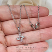 ValueJewelry สร้อยคอพร้อมจี้ ประดับคริสตัลแท้ ลายกังหัน ขนาดเล็ก เครื่องหมายนำโชค  NK078