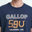 GALLOP เสื้อยืดผ้าคอตตอนพิมพ์ลาย Graphic Tee รุ่น GT9124