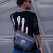 Divoom กระเป๋าสะพายข้าง พร้อม Pixel Art LED Pixoo Sling Bag V