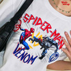 PickMeUp เสื้อยืดพิมพ์ลาย SPIDER-MAN VS VENOM สีดำ