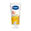 วาสลีน โลชั่น กลูต้าไฮยา โกลว์ ดีเฟนซ์ ยูวีเซรั่ม SPF50+ 150 มล.